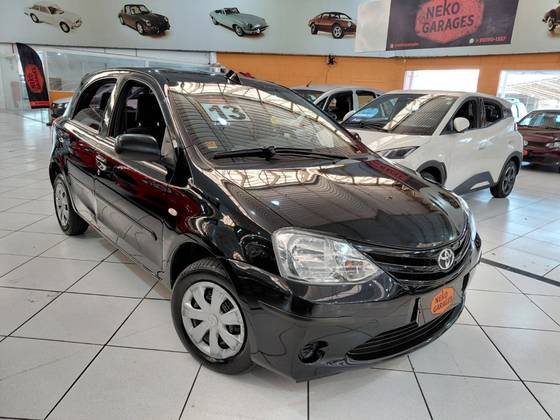 TOYOTA ETIOS 1.3 XS 16V FLEX 4P MANUAL